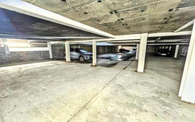 Gallery 02